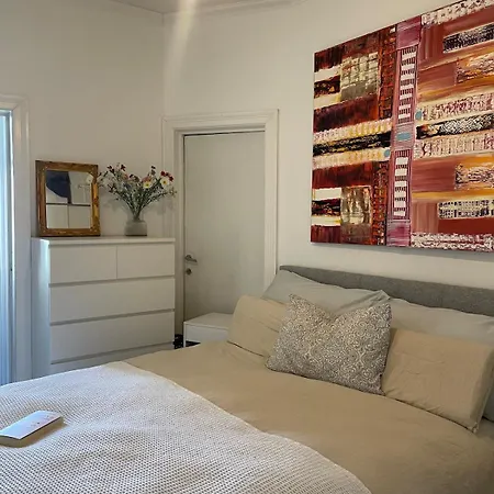 Modern And Cosy In Centre