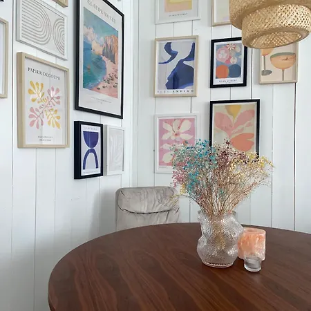 Modern And Cosy In Centre Bergen